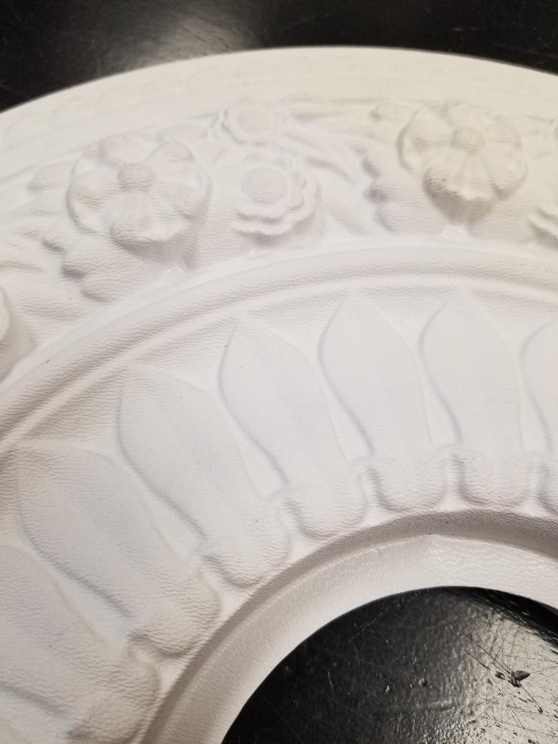 Small Ceiling Medallion - CLEARANCE
