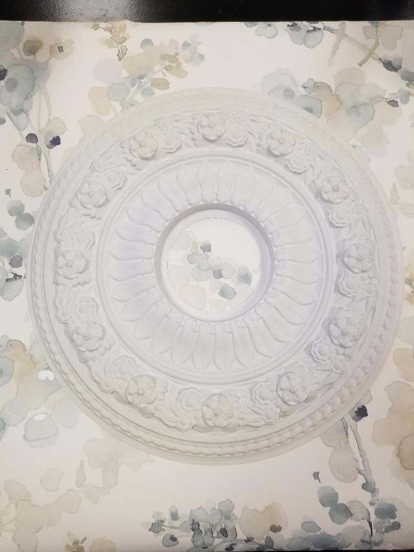 Small Ceiling Medallion - CLEARANCE